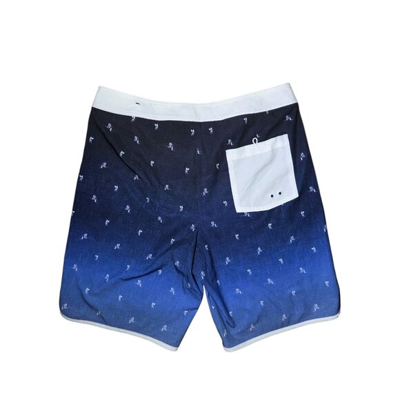 American Eagle Surfer-Print Blue Ombre M 33" Waist 10" Inseam Swim Shorts - Picture 2 of 9